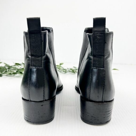 Acne Studios Jensen black Smooth Leather Pointed Toe Chelsea Boot 6.5 - Picture 8 of 11